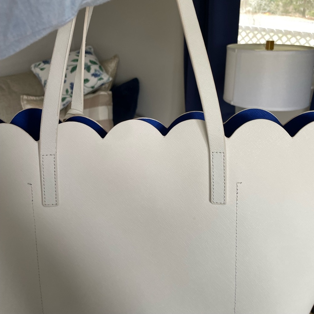 Kate Spade Lilly Avenue Carrigan Leather Large Tote in White/Blue - Picture 6 of 16